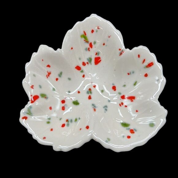 Trinket Dishes Leaves Set of 3 Speckled Art Pottery Nesting Stamped Stacked - Picture 8 of 12